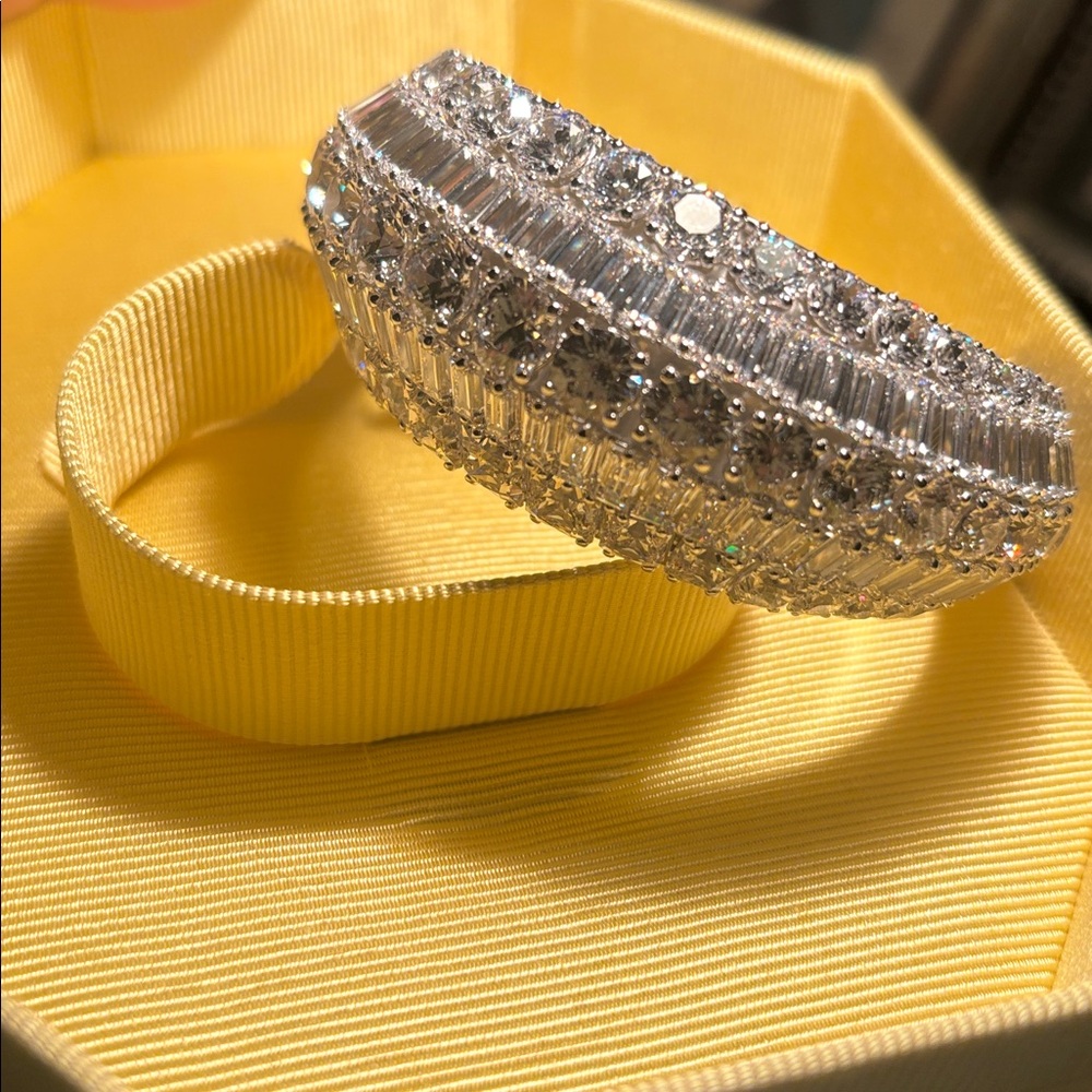 Authentic Swarovski Diamond Crystal Hypnotic Bracelet. $1200. Sold Out Bracelet.